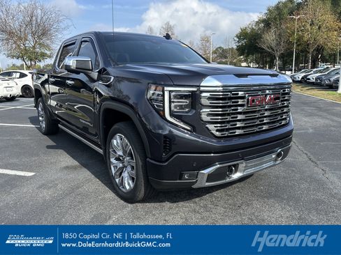 Used 2022 GMC Sierra 1500 Denali w/ Denali Reserve Package image 1
