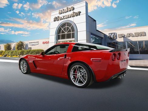 Used 2008 Chevrolet Corvette Z06 w/ Preferred Equipment Group image 9