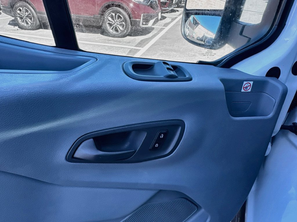 Used 2019 Ford Transit 350 156 DRW RWD image 12
