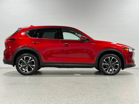 Used 2023 MAZDA CX-5 AWD 2.5 S w/ Premium Plus Pkg image 4