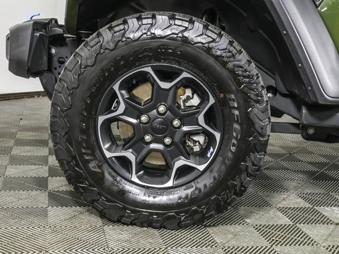 Used 2023 Jeep Wrangler Unlimited Rubicon 4xe AWD/4WD image 20