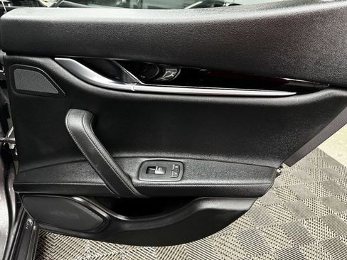 Used 2021 Maserati Ghibli S image 52