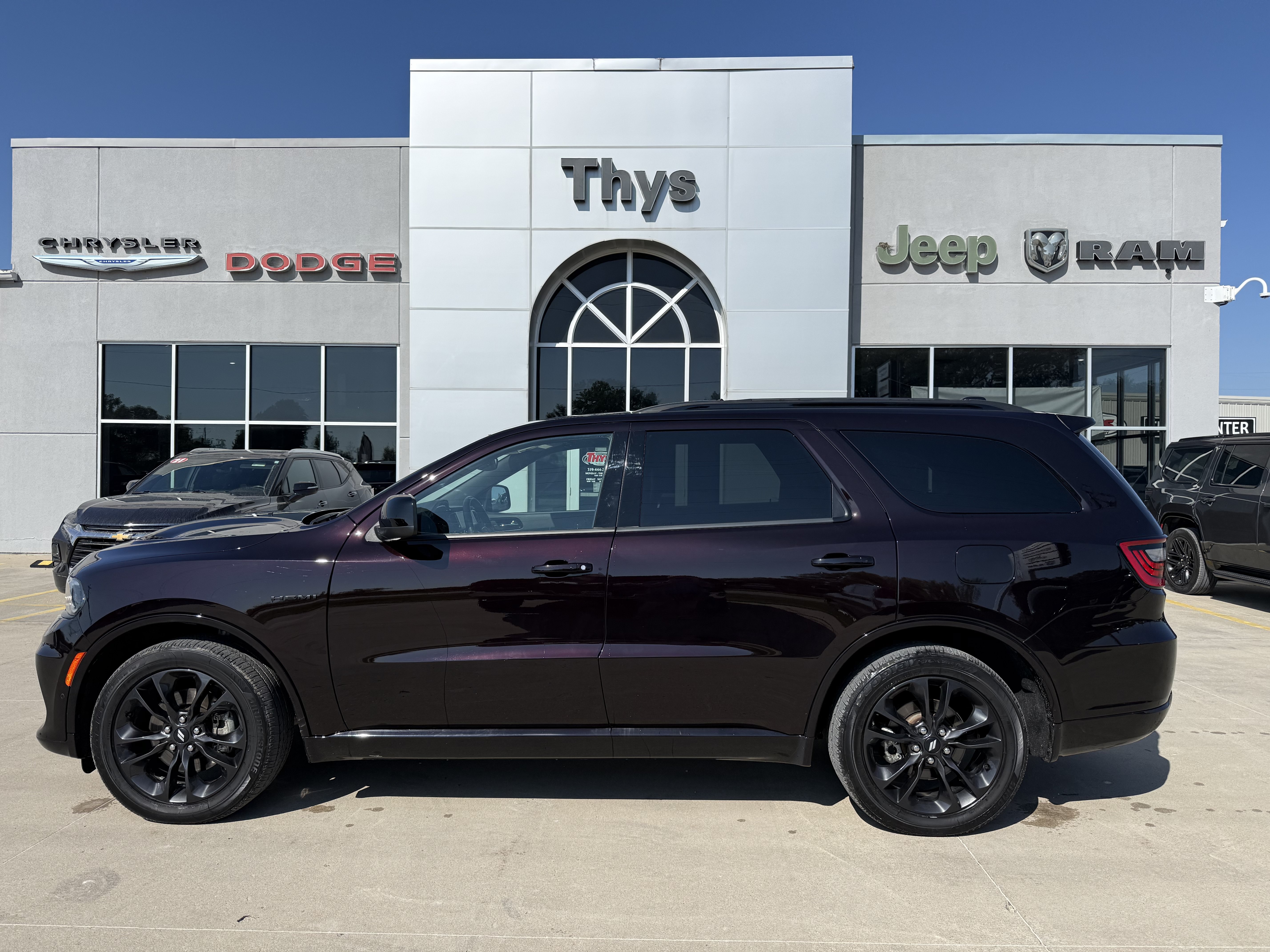 Used 2025 Dodge Durango R/T w/ Blacktop Package AWD/4WD image 34