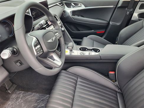 New 2026 Genesis G70 2.5T Prestige image 9