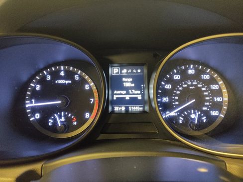 Used 2018 Hyundai Santa Fe SE w/ Cargo Package image 23