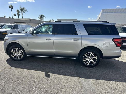 Used 2022 Ford Expedition Max Limited AWD/4WD image 7