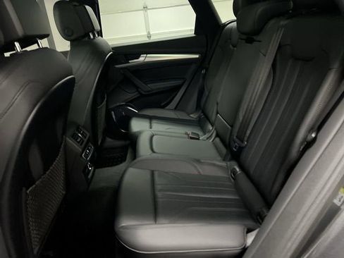 Used 2020 Audi Q5 2.0T Titanium Premium Plus w/ Premium Plus Package AWD/4WD image 26