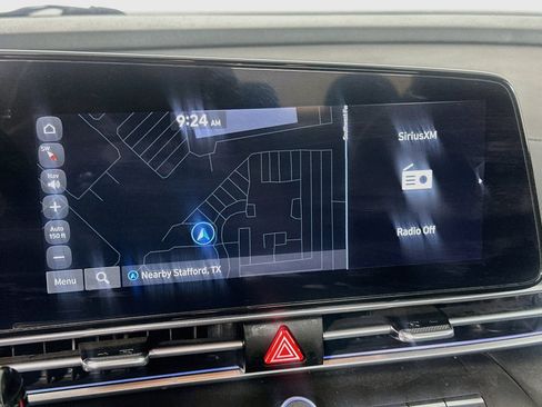 Used 2025 Hyundai Elantra Limited FWD image 22