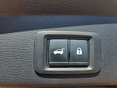 Used 2024 Mitsubishi Outlander SE AWD/4WD image 22