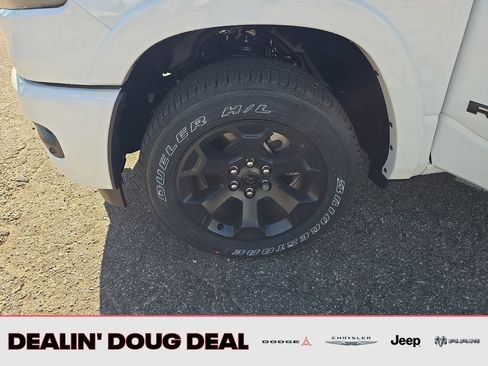 New 2026 RAM 1500 4x4 Crew Cab image 25