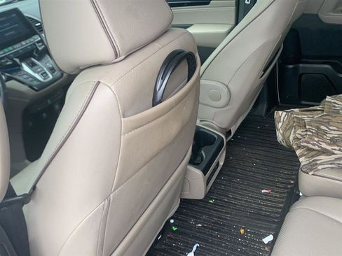 Used 2022 Honda Odyssey Elite image 17