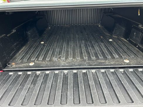 Used 2021 Toyota Tacoma TRD Sport AWD/4WD image 27