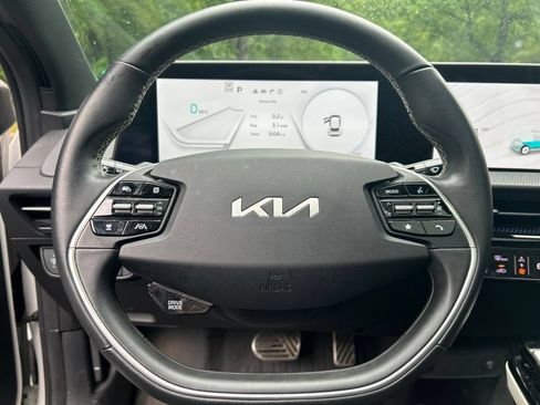 Used 2023 Kia EV6 GT-Line w/ GT-Line Suede Seat Package RWD image 8