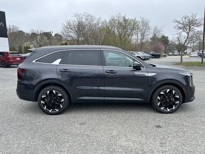 Used 2025 Kia Sorento SX