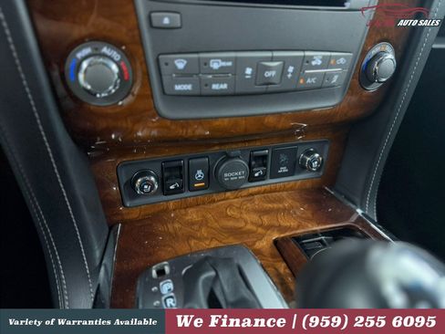 Used 2017 INFINITI QX80 4WD w/ Deluxe Technology Package image 21