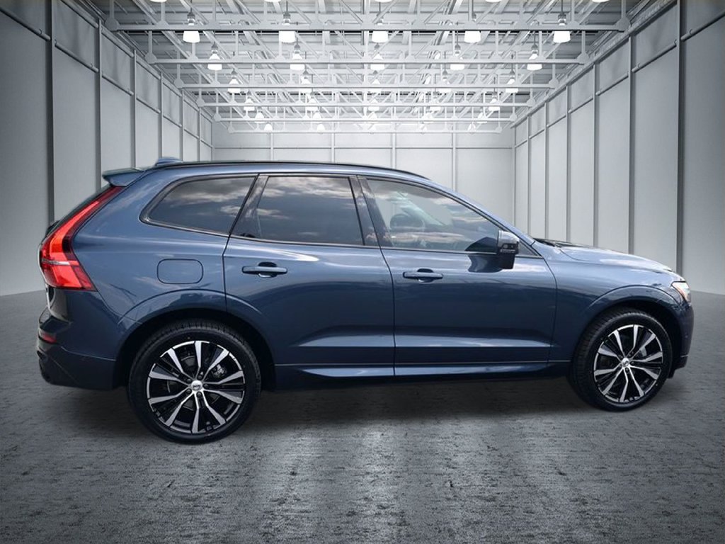 Used 2024 Volvo XC60 B5 Ultimate w/ Protection Package Premier AWD/4WD image 6