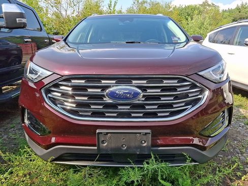 Used 2019 Ford Edge SEL w/ Equipment Group 201A AWD/4WD image 2