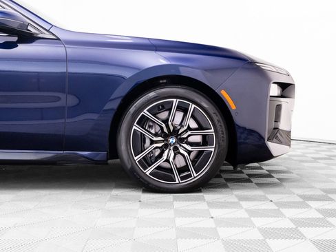 Certified 2023 BMW 760i xDrive AWD/4WD image 35