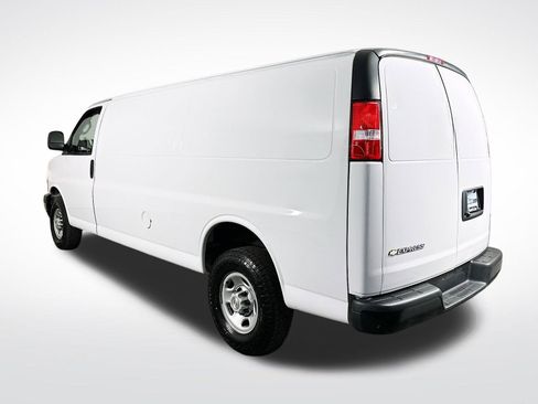 Used 2023 Chevrolet Express 2500 Extended w/ Driver Convenience Package image 6