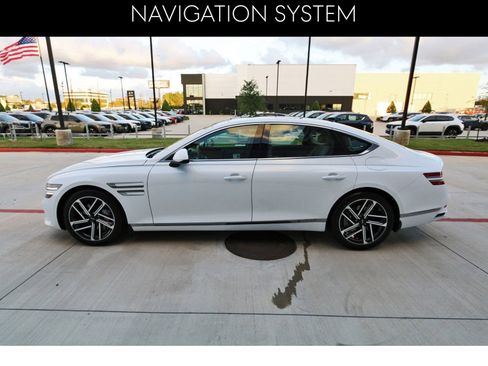 Used 2025 Genesis G80 2.5T Advanced image 5