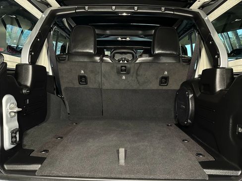 Used 2022 Jeep Wrangler Unlimited Rubicon w/ Xtreme Recon 35" Tire Package image 30