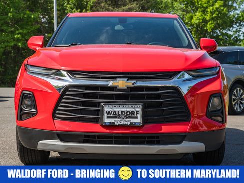 Used 2020 Chevrolet Blazer LT FWD image 2
