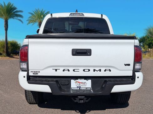 Used 2023 Toyota Tacoma TRD Off-Road image 4