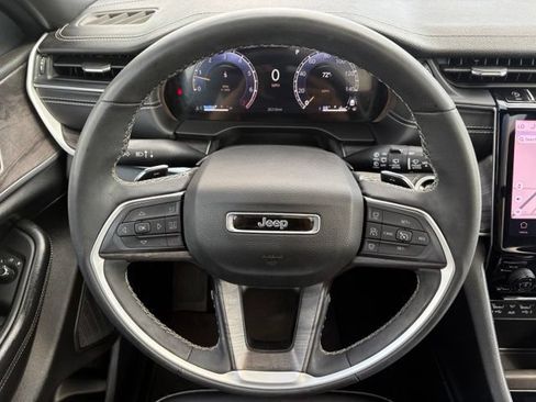 Used 2024 Jeep Grand Cherokee L Limited AWD/4WD image 27