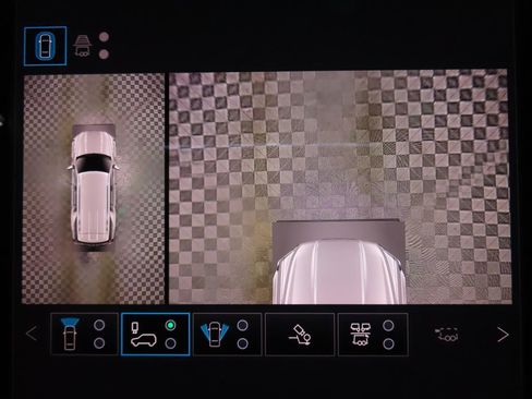 Used 2026 GMC Yukon Denali w/ Denali Reserve Package image 23