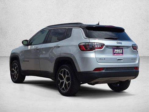 Used 2024 Jeep Compass Limited w/ Sun and Sound Group AWD/4WD image 8