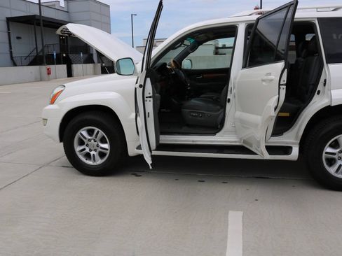 Used 2007 Lexus GX 470 AWD/4WD image 82