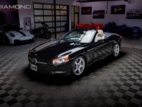 Used 2013 Mercedes-Benz SL 550 image 48