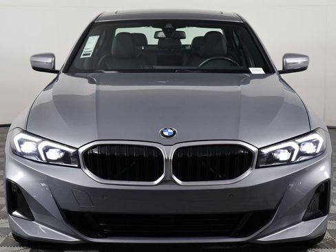 Certified 2024 BMW 330i Sedan w/ Convenience Package RWD image 2