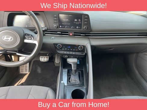 Used 2025 Hyundai Elantra Sport FWD image 11