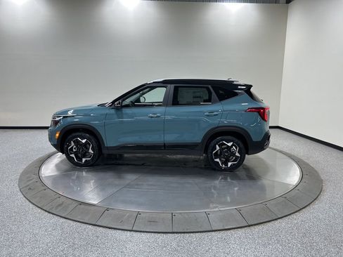 New 2026 Kia Seltos S AWD/4WD image 9