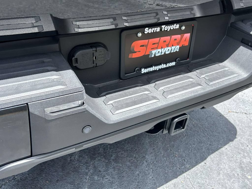 New 2026 Toyota Tundra Platinum w/ TRD Off-Road Package AWD/4WD image 12