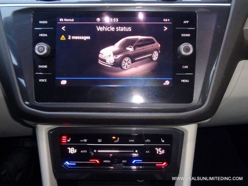 Used 2024 Volkswagen Tiguan SE image 13