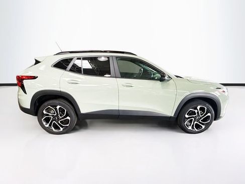 Used 2024 Chevrolet Trax RS FWD image 5