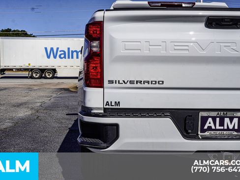 Used 2024 Chevrolet Silverado 1500 Custom image 17