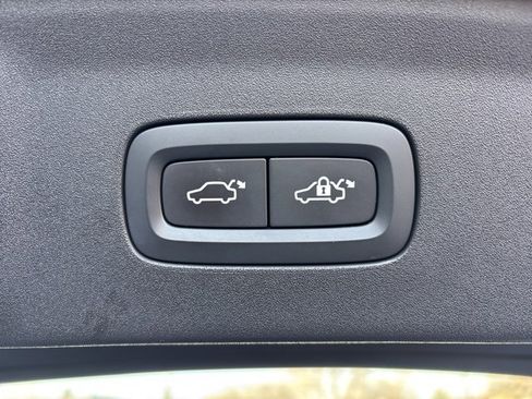 Used 2021 Polestar Polestar 2 w/ Performance Package image 9