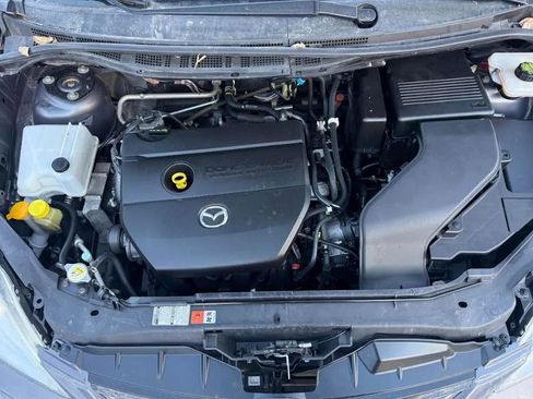 Used 2010 MAZDA MAZDA5 Sport image 9