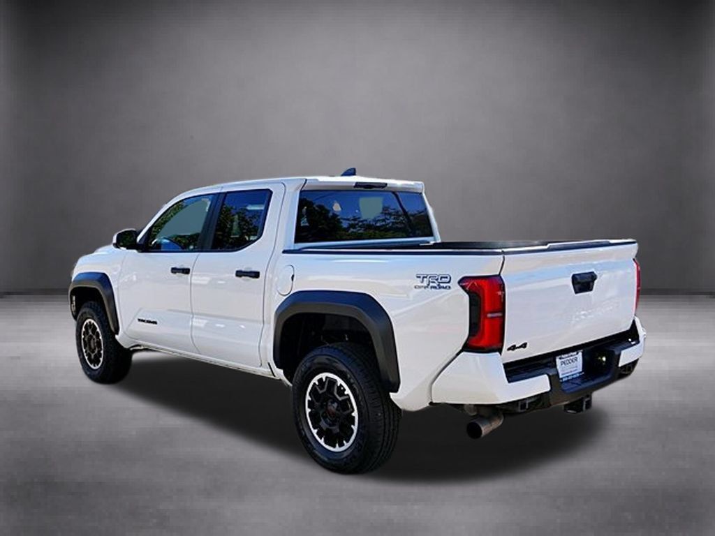 Used 2024 Toyota Tacoma TRD Off-Road AWD/4WD image 7