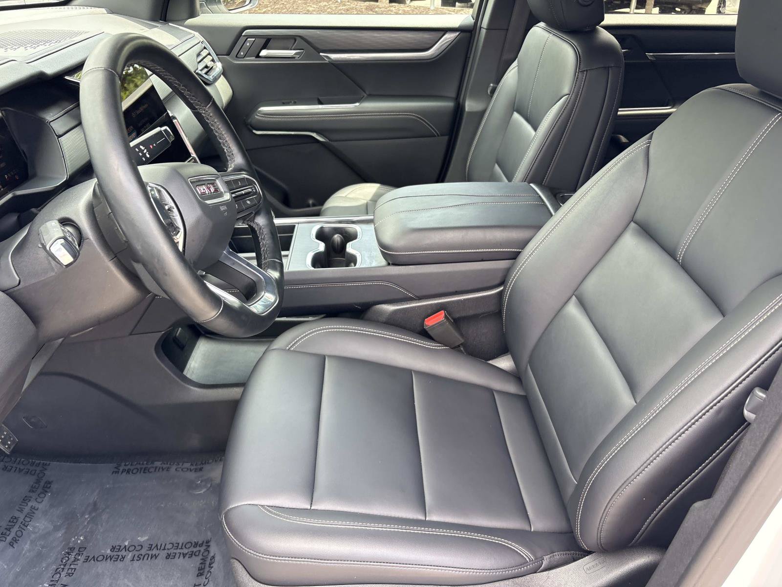 Used 2026 GMC Acadia Elevation w/ Elevation Premium Package FWD image 14