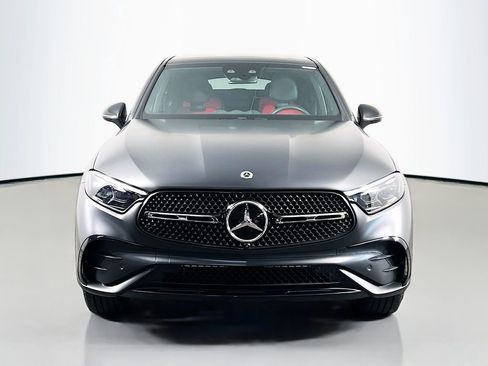 Used 2024 Mercedes-Benz GLC 300 4MATIC image 2