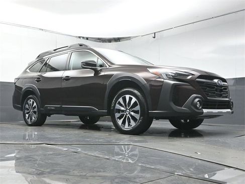 Used 2024 Subaru Outback Limited image 41