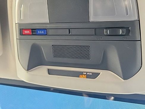 Used 2018 Subaru Crosstrek 2.0i Premium image 9