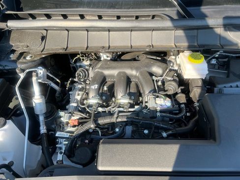 Used 2026 Nissan Pathfinder SV AWD/4WD image 20