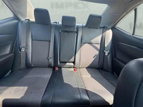 Used 2017 Toyota Corolla SE FWD image 7