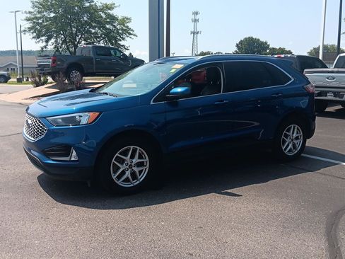 Used 2024 Ford Edge SEL w/ Convenience Package AWD/4WD image 9