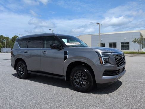 Used 2026 Nissan Armada SV AWD/4WD image 3